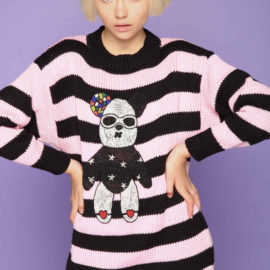 Sweater with pink stripes