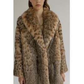 Single breasted lynx fur coat